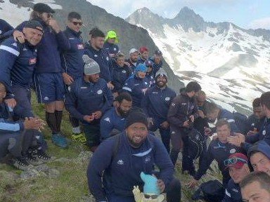 Rugby Club de Vannes à 3000m!